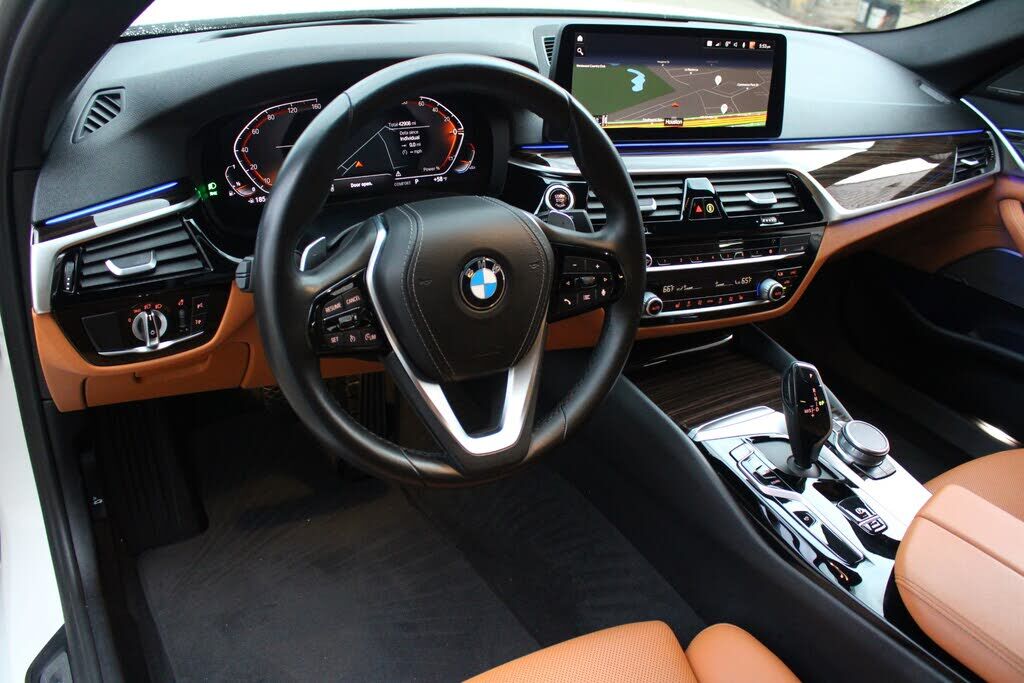 2021 BMW 540i
