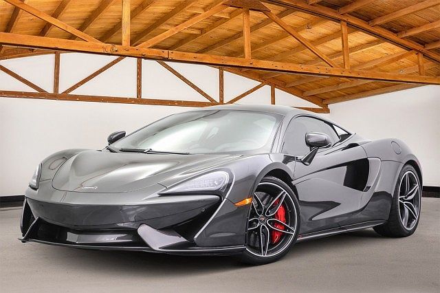 McLaren 570S