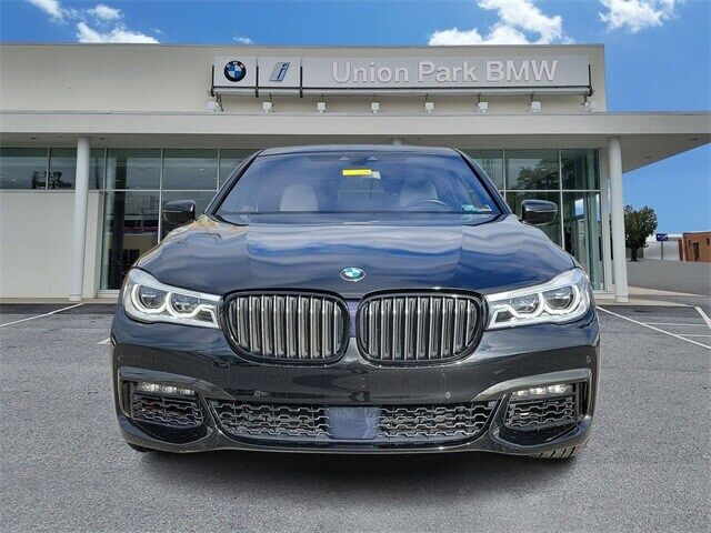 2018 BMW 750i / B7