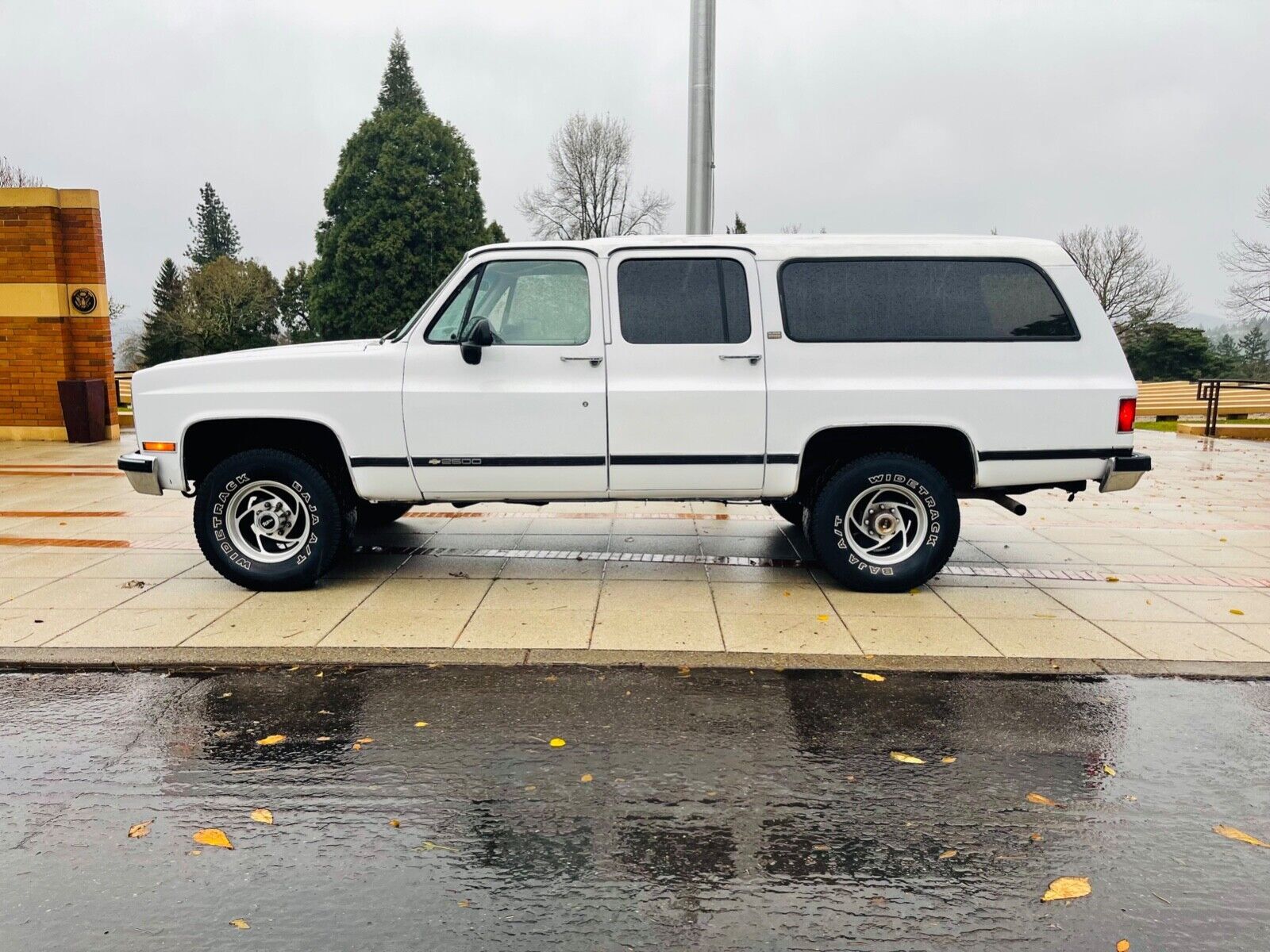 Chevrolet Suburban