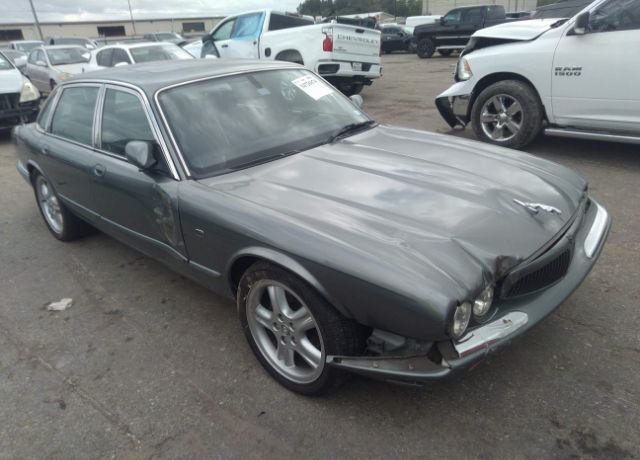 Jaguar XJ