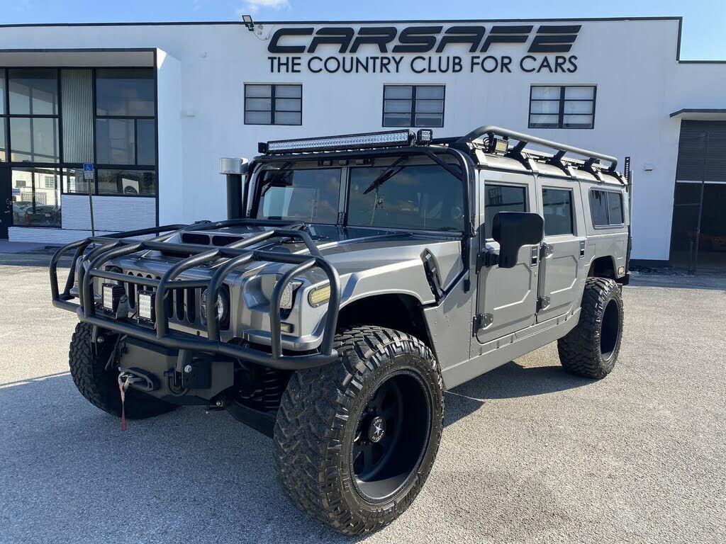 HUMMER H1