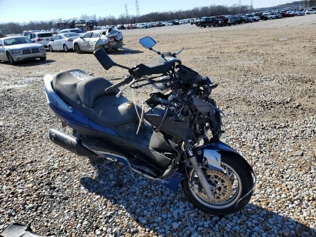Suzuki AN400