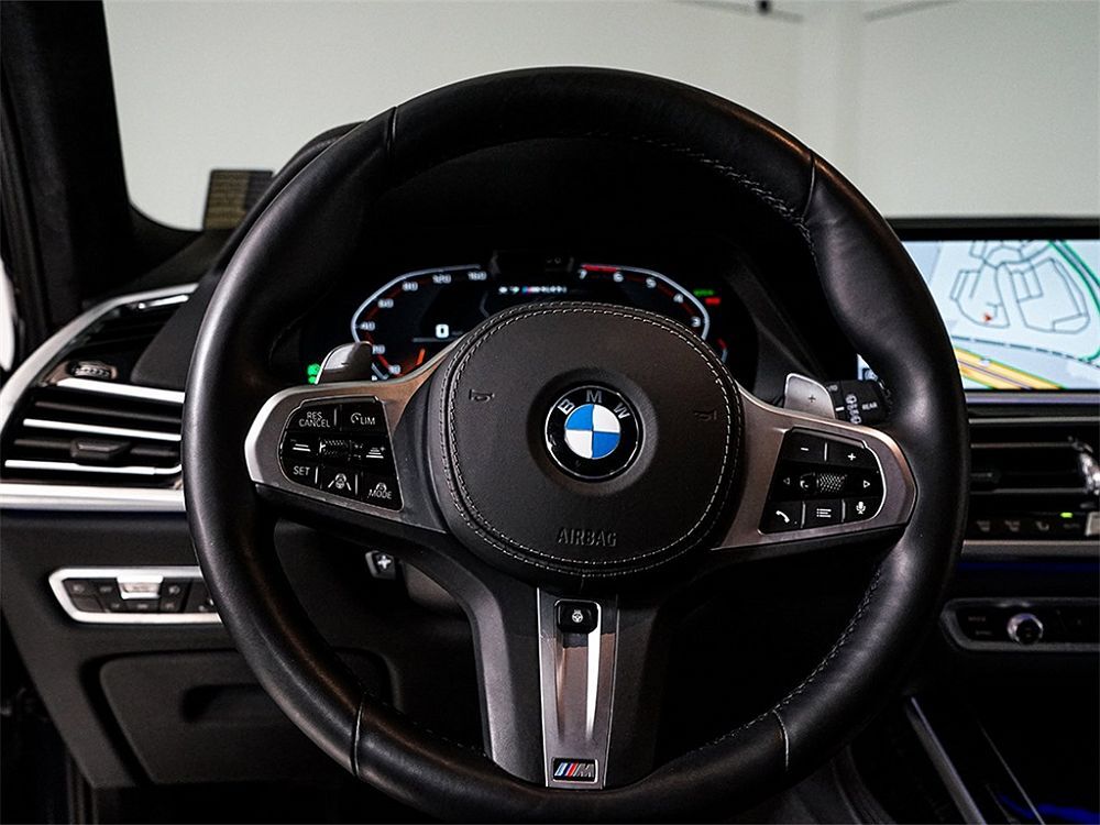 2022 BMW X7