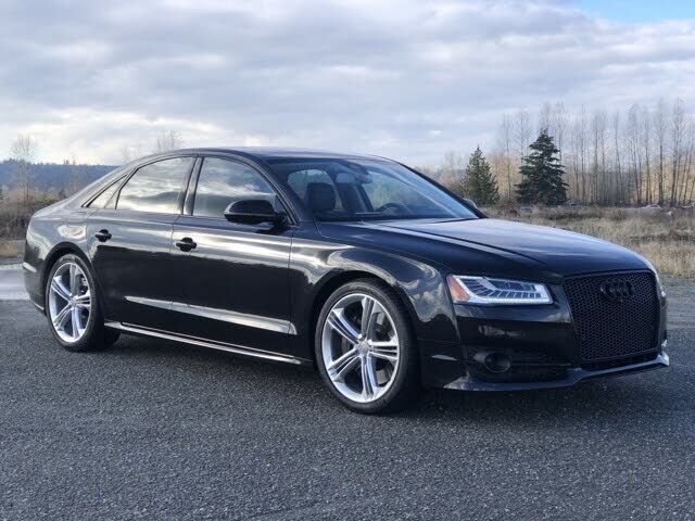 Audi S8
