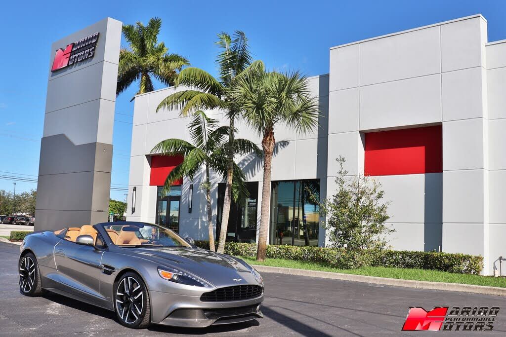 Aston Martin Vanquish