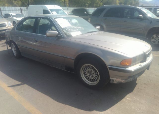 BMW 740i