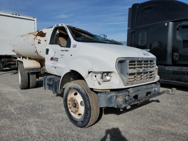 Ford F-750