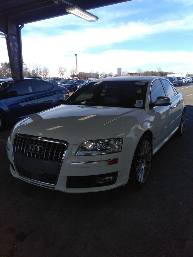 Audi S8