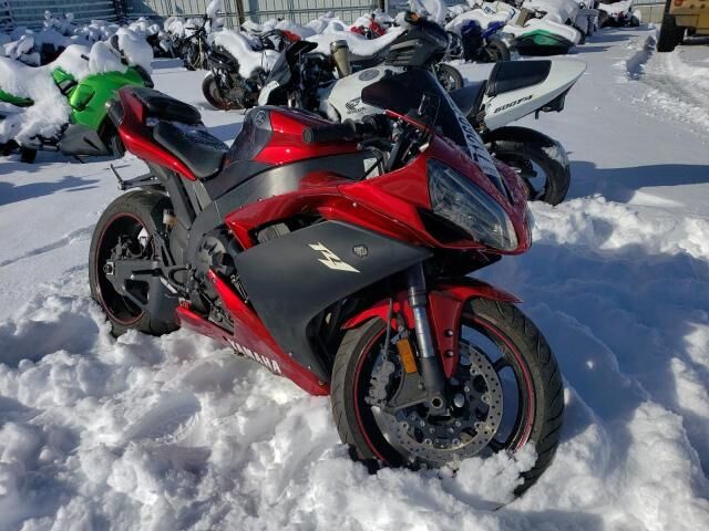 YAMAHA