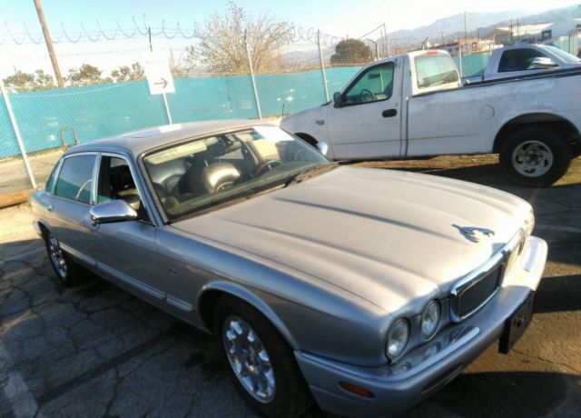 Jaguar Vanden Plas
