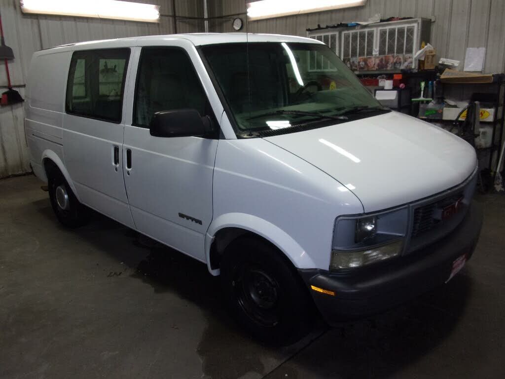 GMC Safari