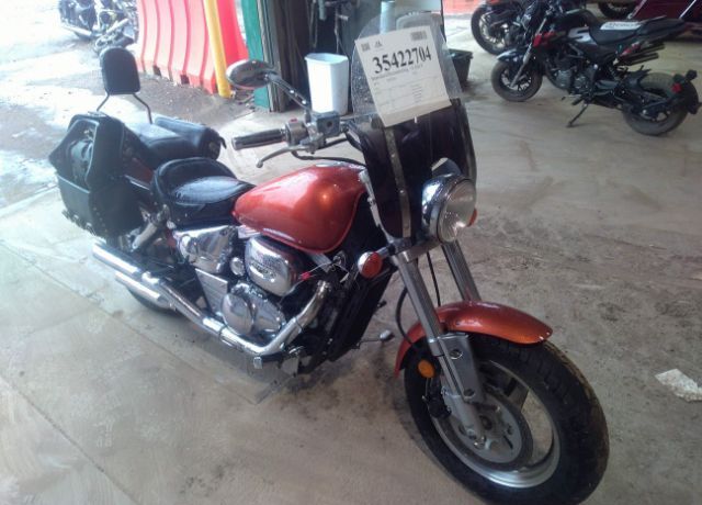 Suzuki VZ800