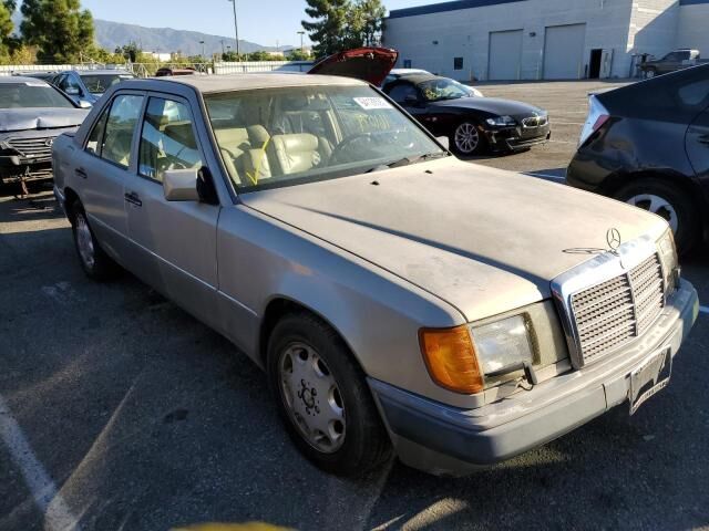 Mercedes-Benz 400
