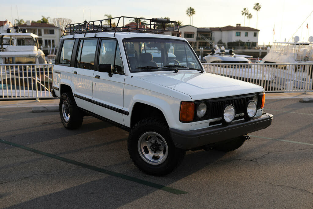 Isuzu Trooper