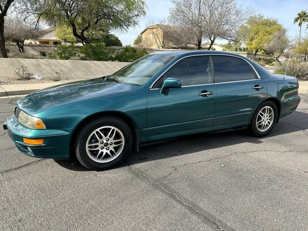 Mitsubishi Diamante