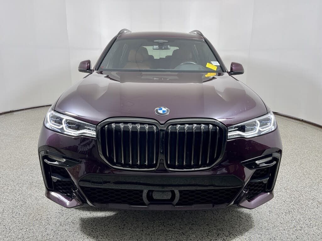 2022 BMW X7