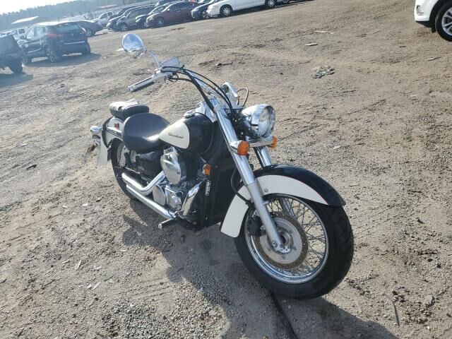 Honda VT750 (Shadow Aero)