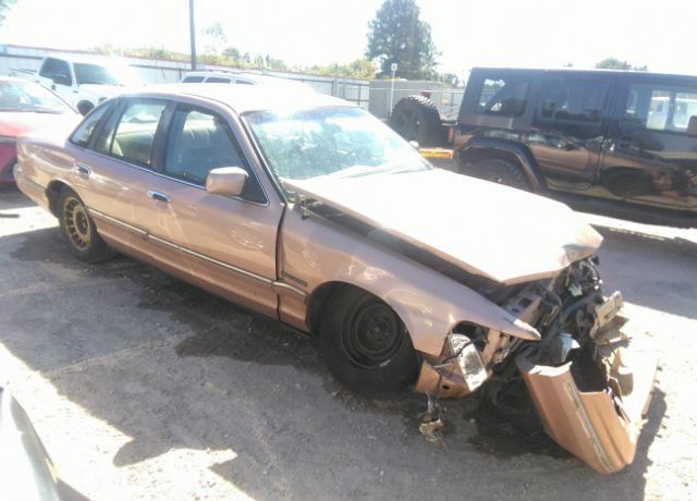 Ford Crown Victoria