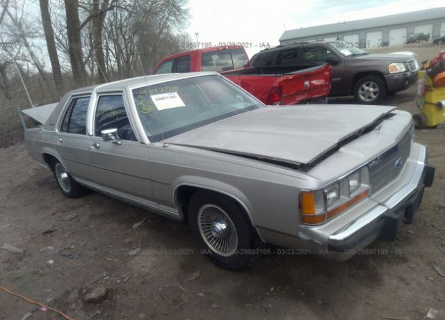 Ford Crown Victoria