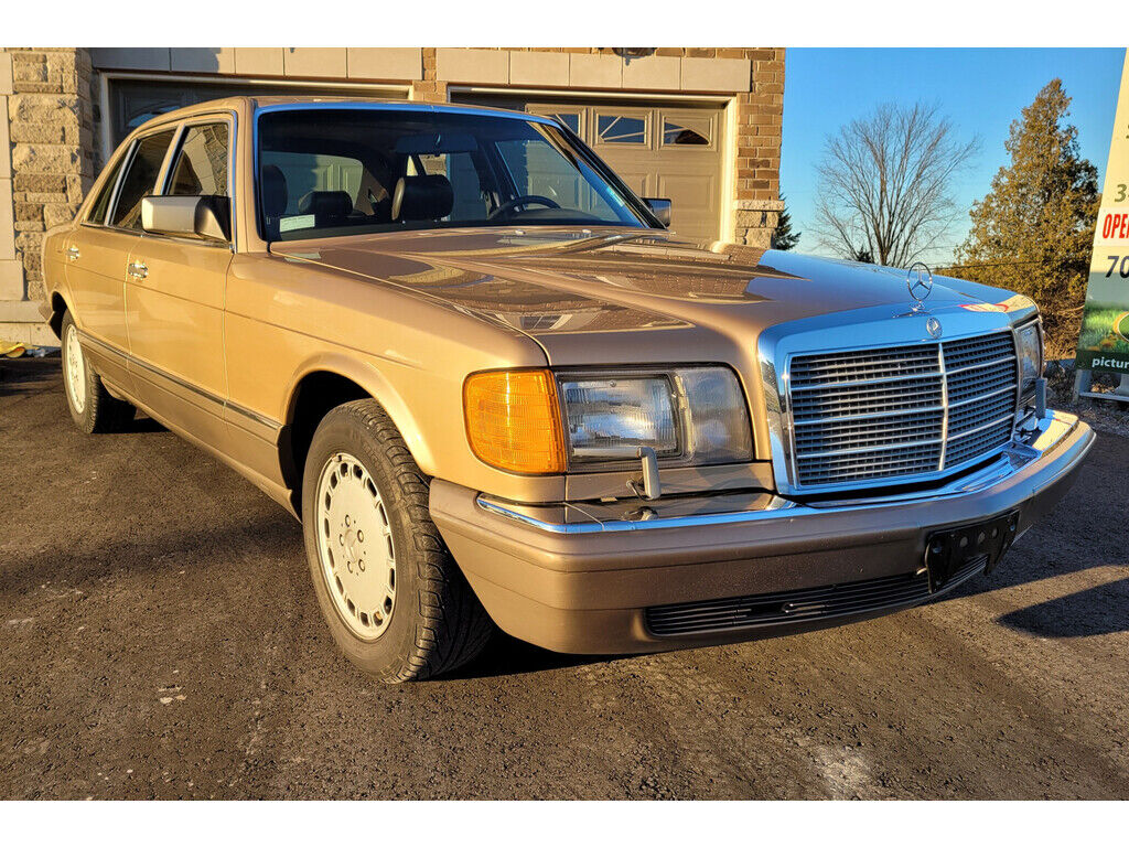MERCEDES-BENZ