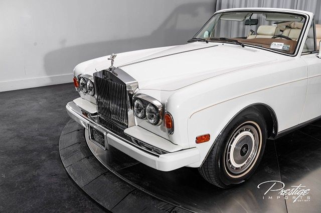 Rolls-Royce Corniche