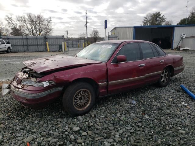 Ford Crown Victoria
