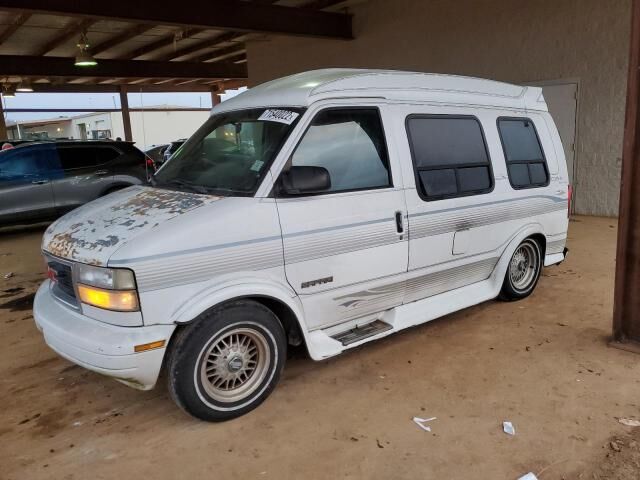GMC Safari