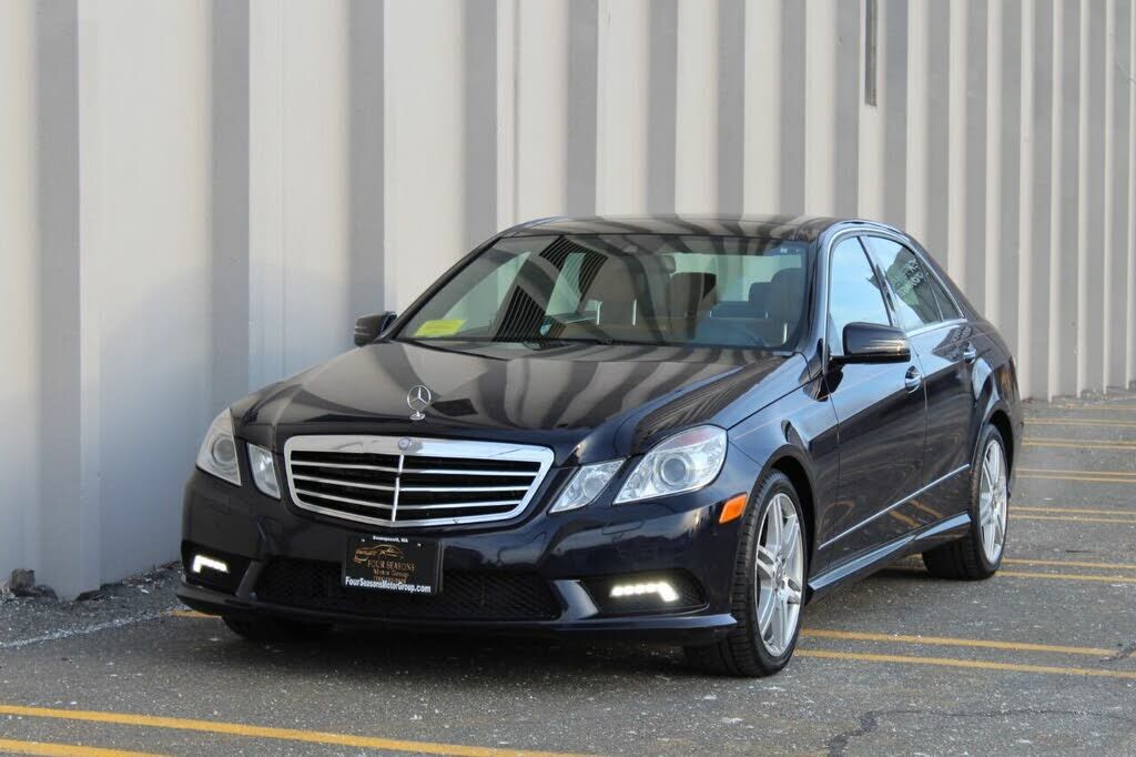 2010 Mercedes-Benz E-Class