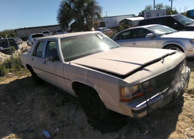 Ford Crown Victoria