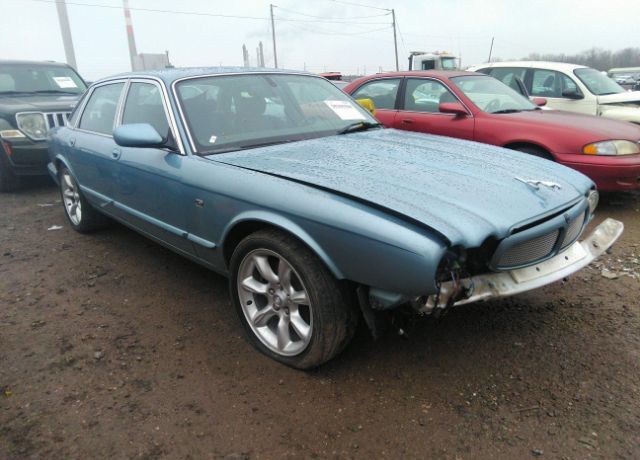 Jaguar XJR