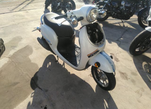 Honda NCW50/Metropolitan