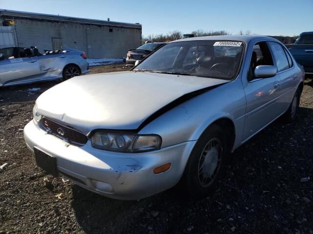 Infiniti J30