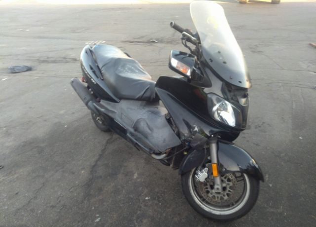 Suzuki AN650