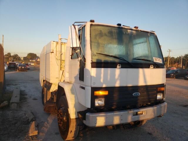 Ford CF7000