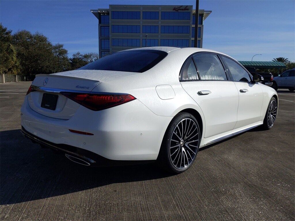 2023 Mercedes-Benz S-Class