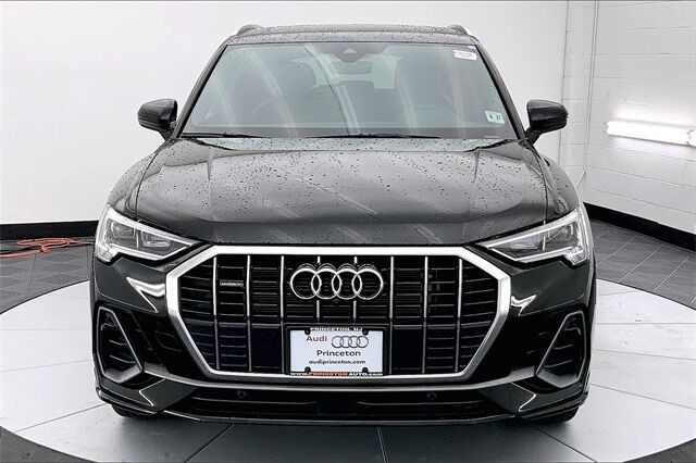 2022 Audi Q3