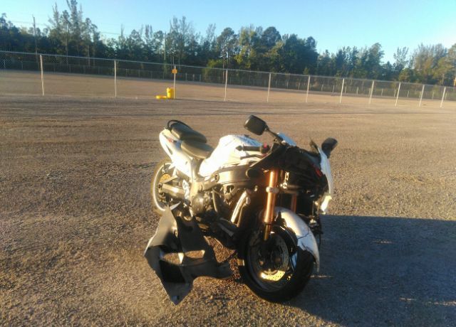 Suzuki GSX1300R