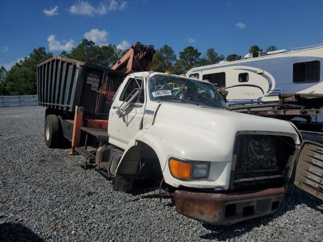 Ford F-800