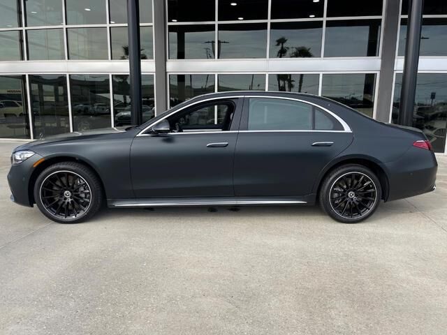 2022 Mercedes-Benz S-Class