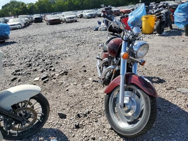 Honda VT1100C2 (SHADOW SABRE)