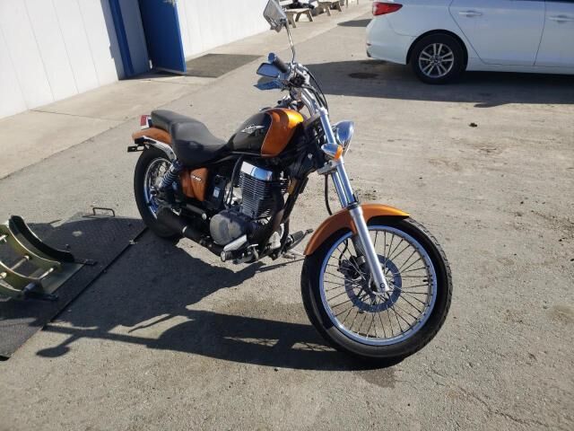 Suzuki LS650L