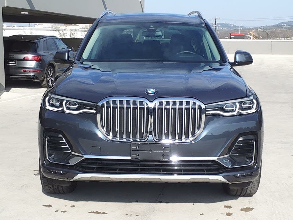 2021 BMW X7