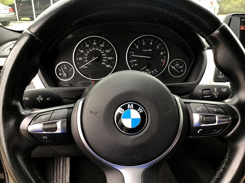 2017 BMW 320i