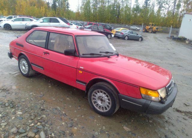 Saab 900