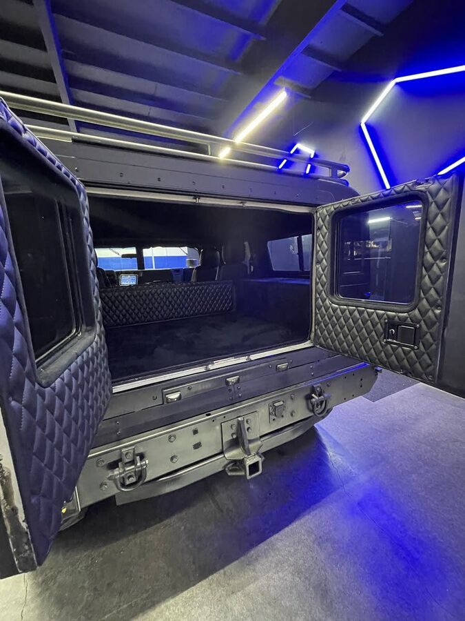 HUMMER H1