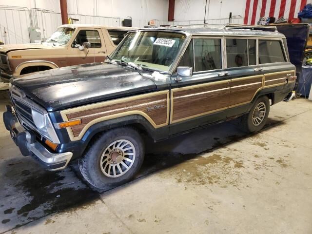 Jeep Grand Wagoneer