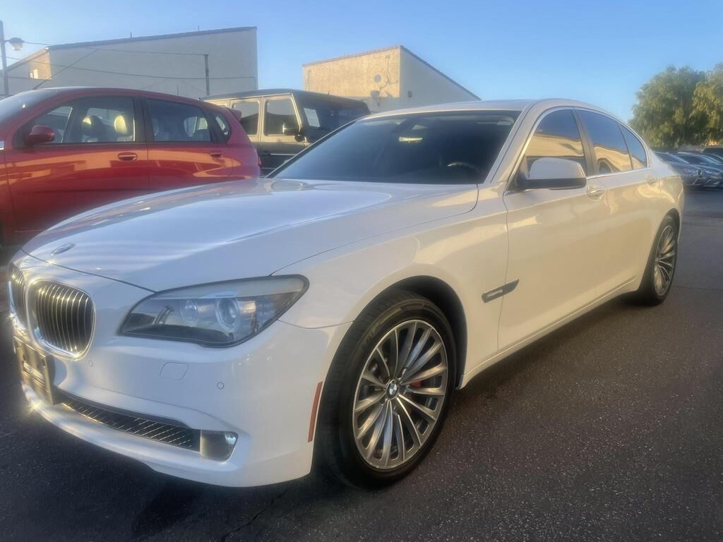 BMW 750i