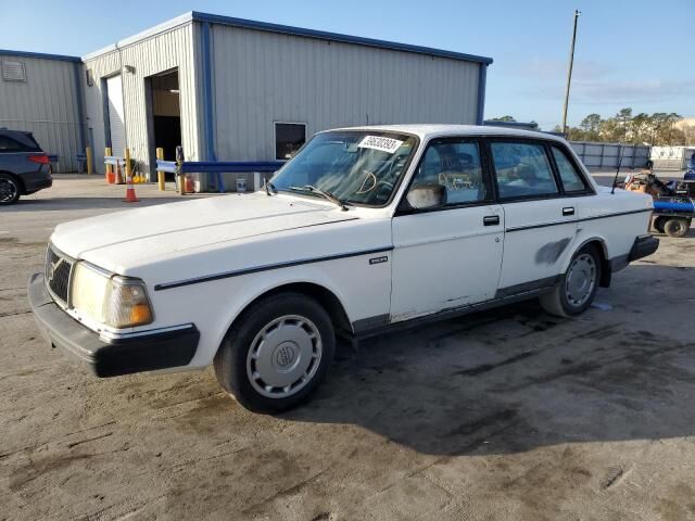 Volvo 240 Series