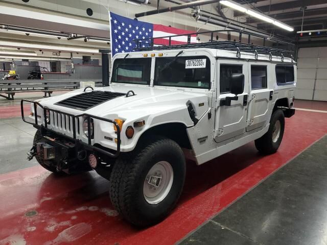 HUMMER H1